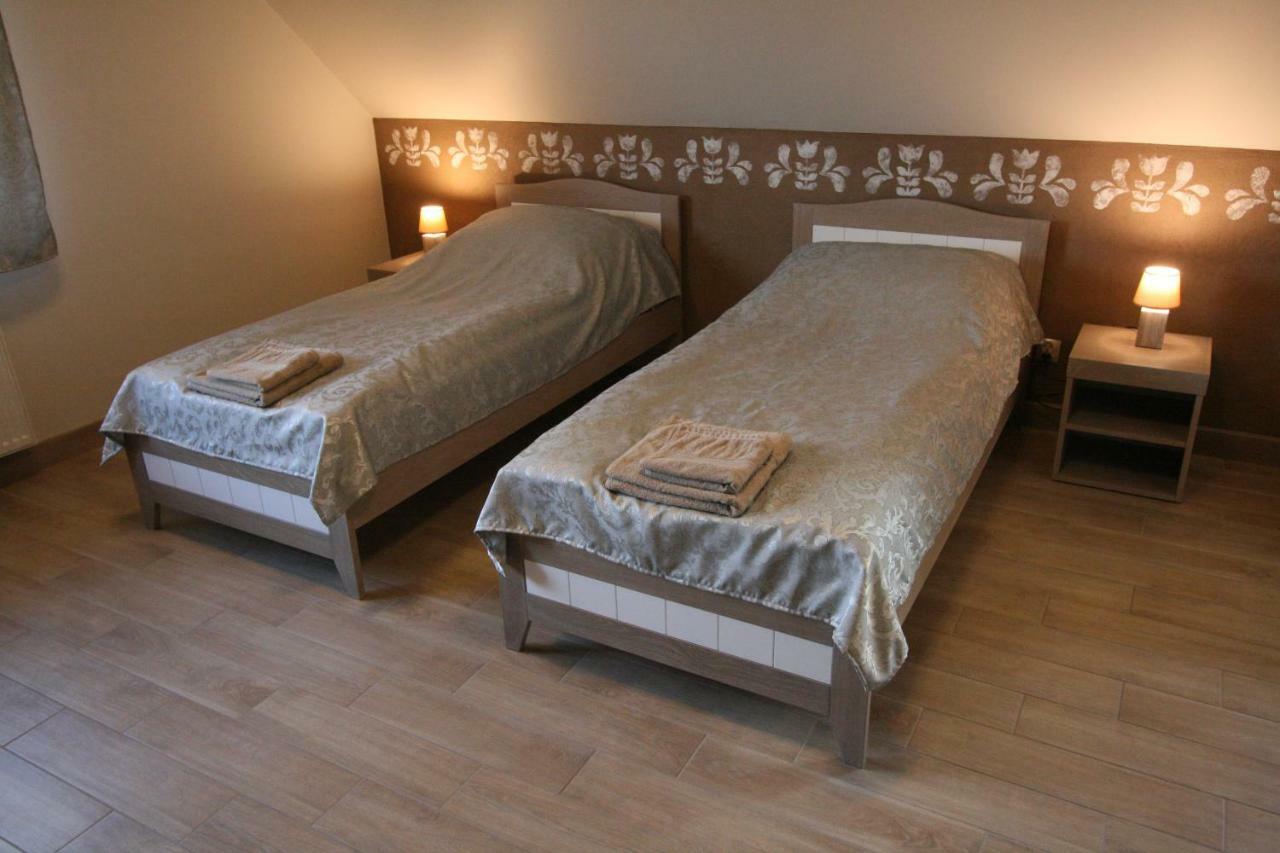 Noclegi Cameleon Słupca Kültér fotó
